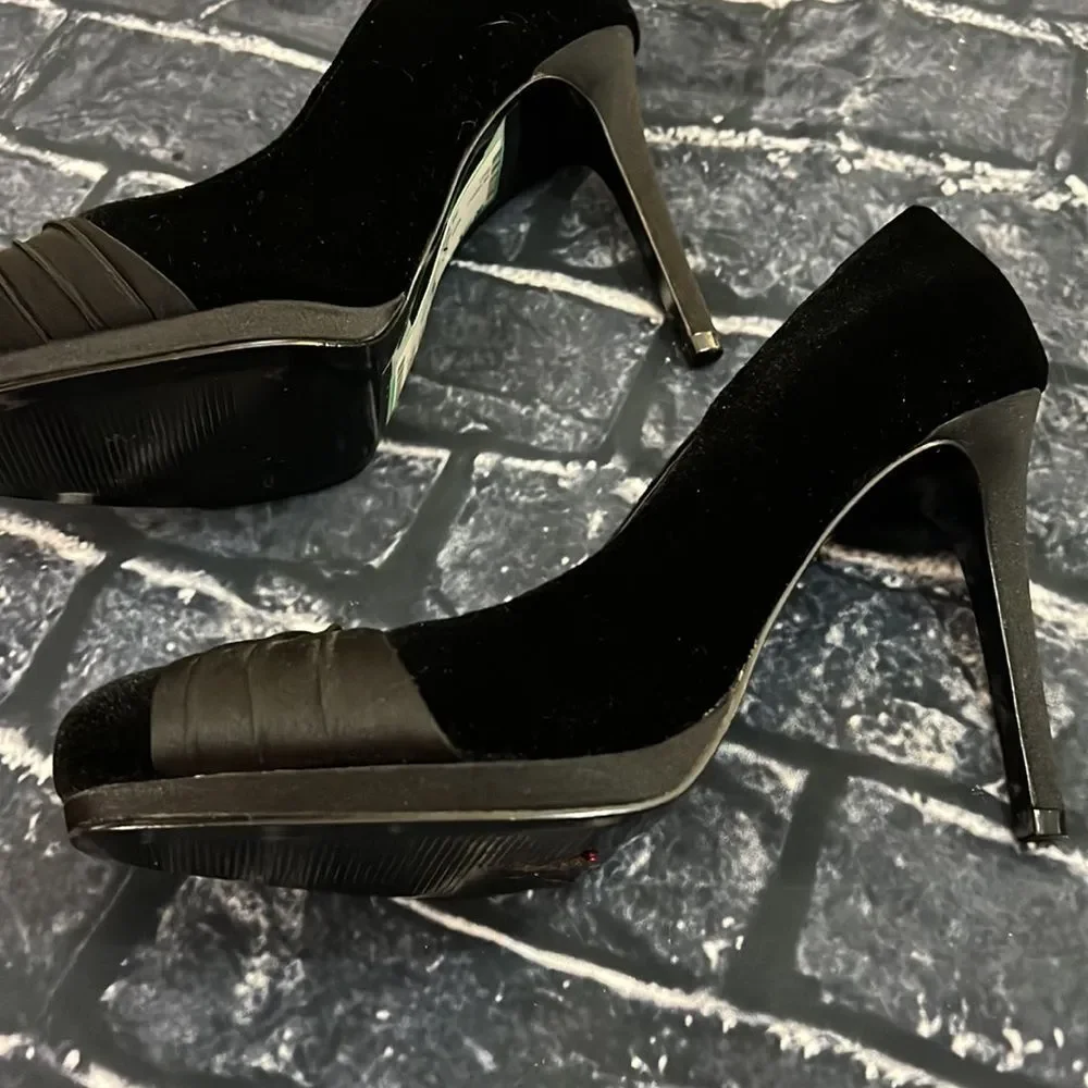 Nina black velvet pumps evening